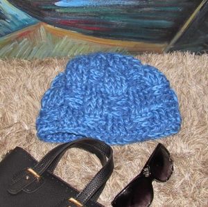 Knitted winer hat